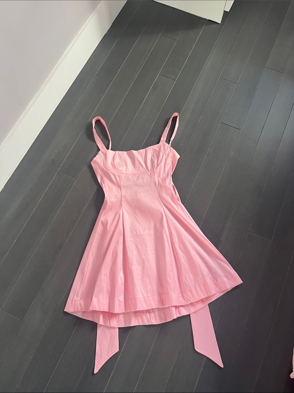 windsor light pink dress with bow in the back